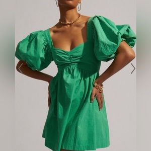 Showpiece Vashti Mini Dress - Puff Sleeve Sweetheart Dress in Green